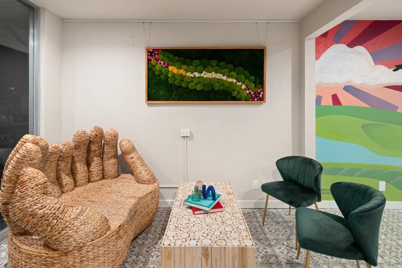 Hotel Mccoy Пульман Экстерьер фото